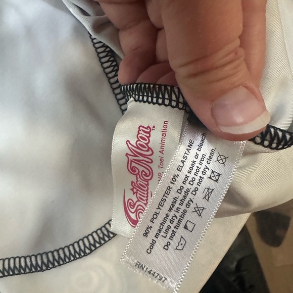 Sailor Moon/Blackmilk Velvet Squared up Bishop Dress - Picture 7 of 7